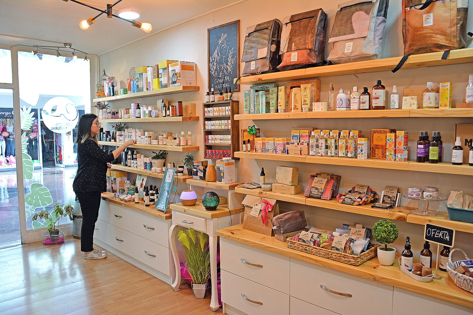 Tienda Conecta Natural promueve el autocuidado y bienestar con productos ecológicos