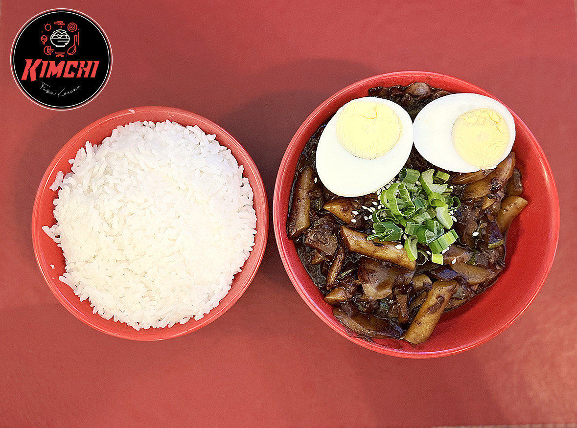 Kimchi Fusión Koreana: La experiencia gastronómica que conquista a magallánicos de todas las edades