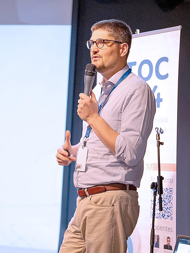 Fundación hablemos de toc